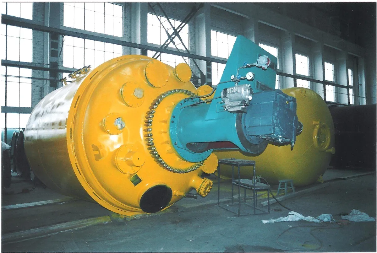 Vacuum Reactors